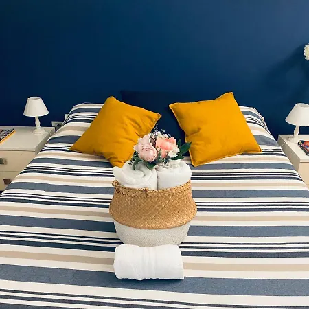 Chiara 34 - M4 Metro Blu Milaan